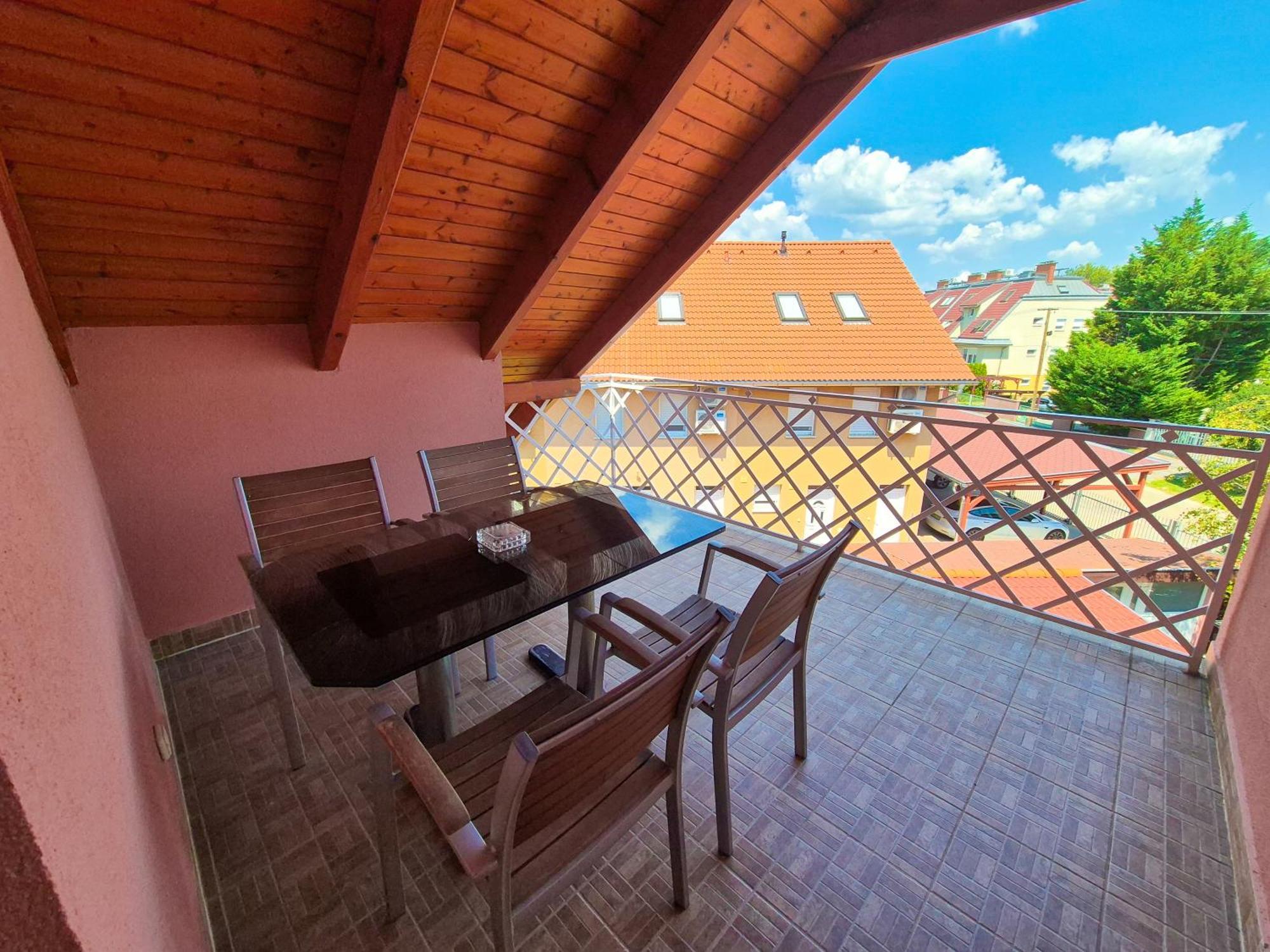 Ildiko Apartmanhaz Zamárdi Exterior foto