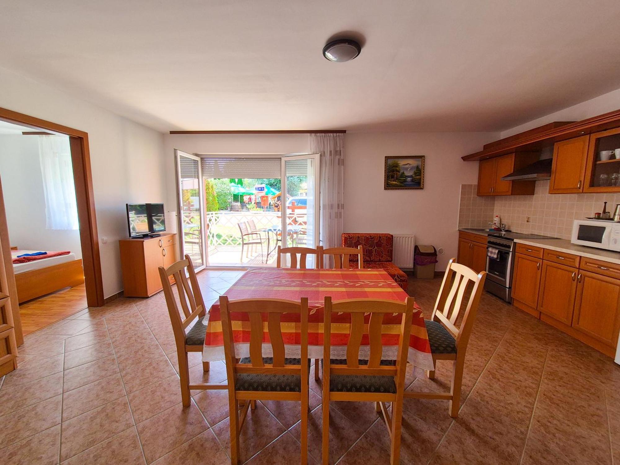 Ildiko Apartmanhaz Zamárdi Exterior foto